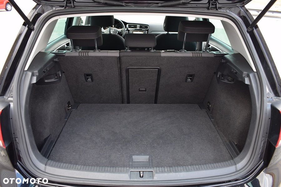 Volkswagen Golf 1.6 TDI BlueMotion Technology Allstar - 8