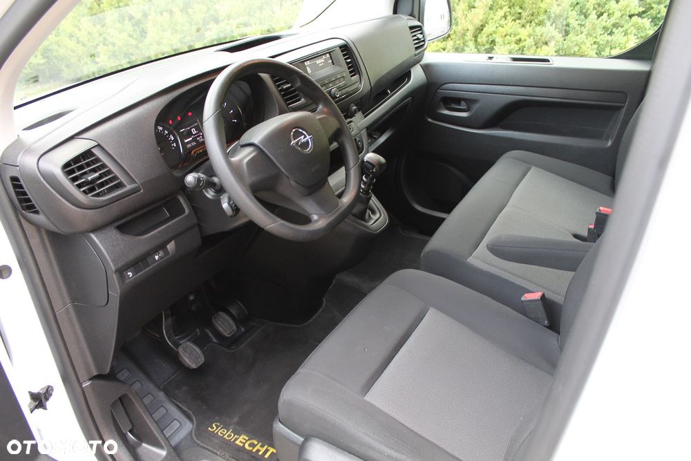 Opel Vivaro - 21
