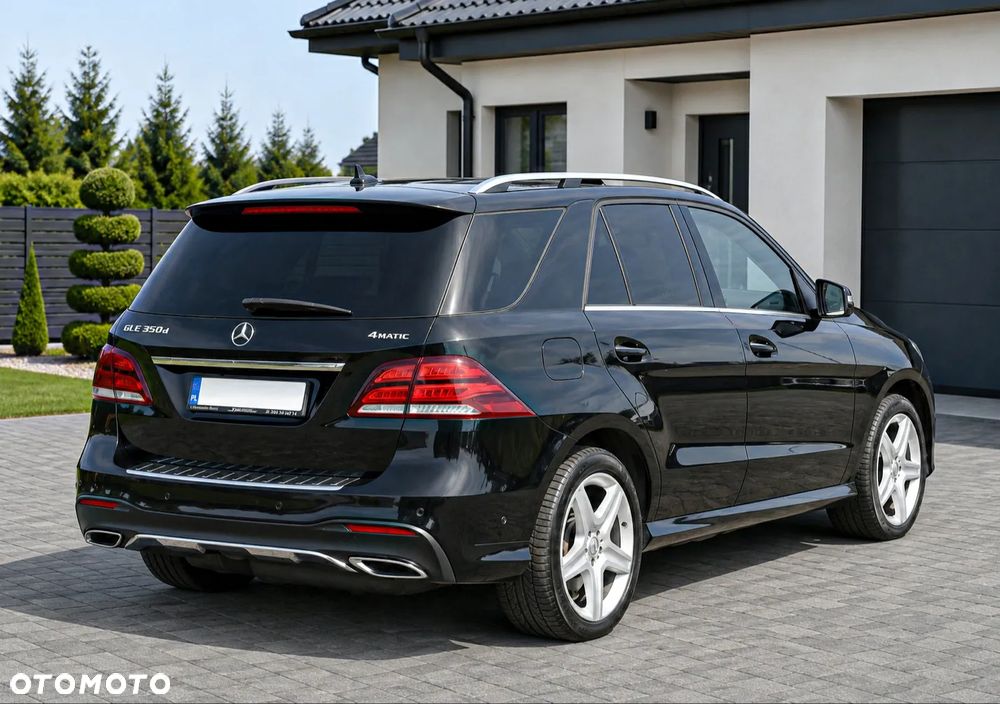 Mercedes-Benz GLE 350 d 4Matic 9G-TRONIC AMG Line - 3