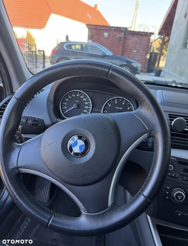 BMW Seria 1 116i - 6