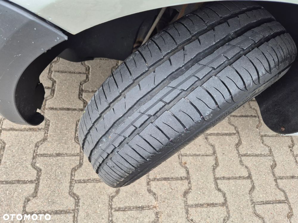 Volkswagen CADDY - 15