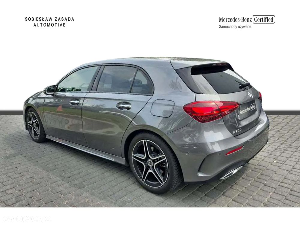 Mercedes-Benz Klasa A 200 AMG Line 7G-DCT - 3