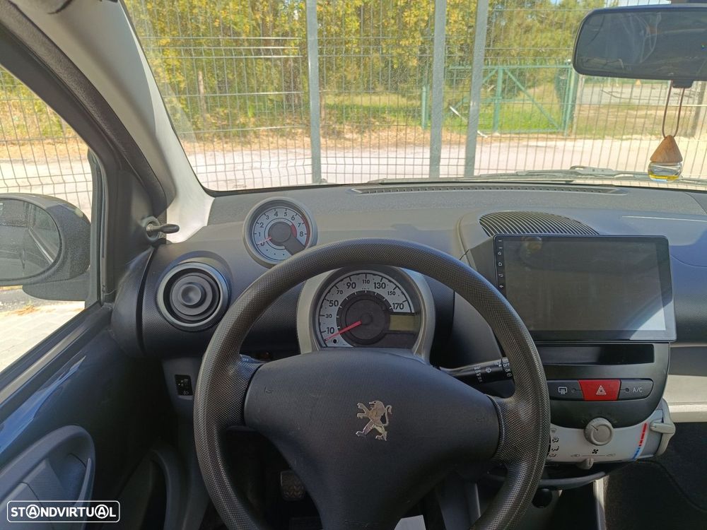 Peugeot 107 1.0 Urban - 15