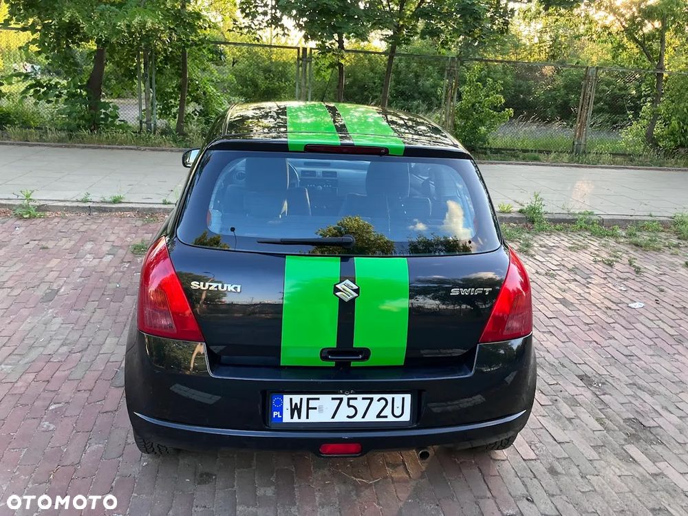 Suzuki Swift - 3