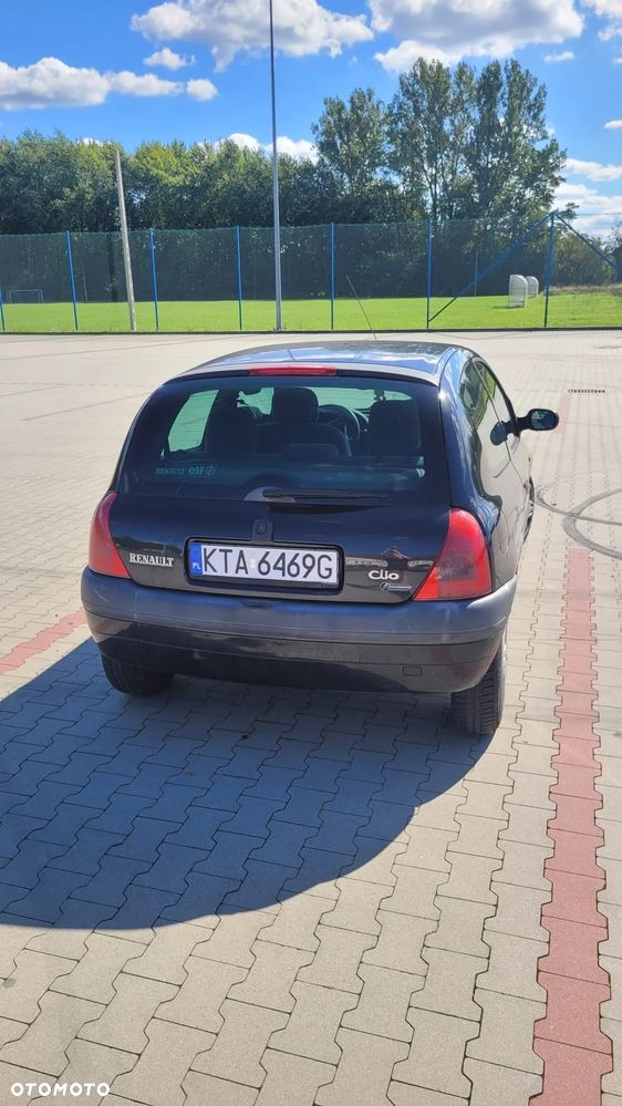 Renault Clio - 6