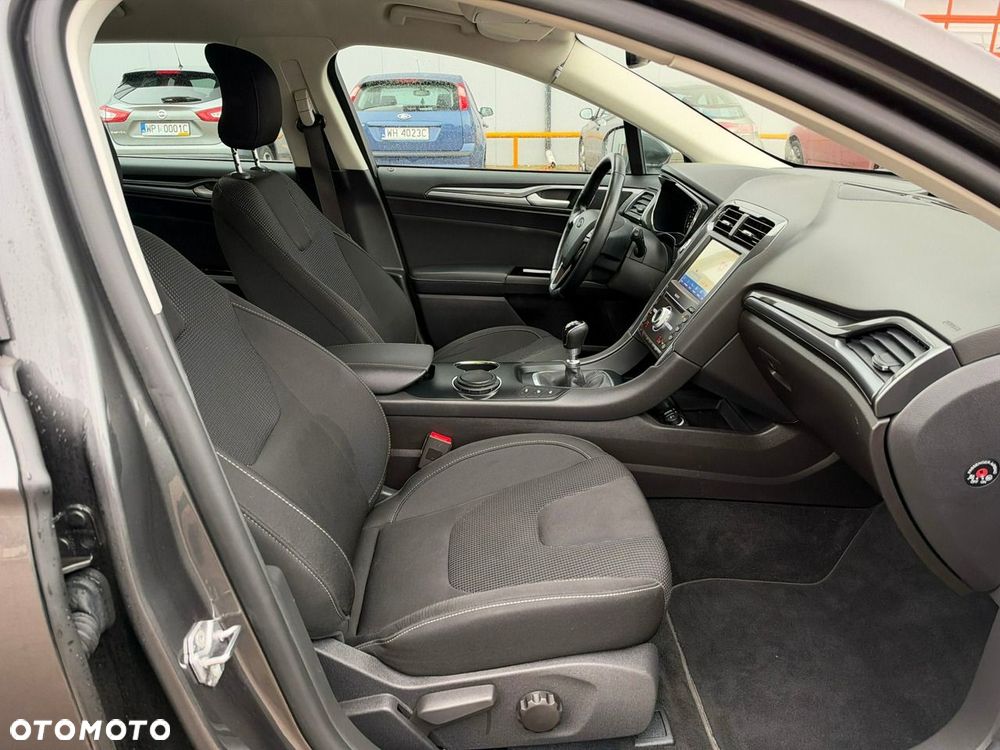 Ford Mondeo 2.0 EcoBlue Titanium - 20