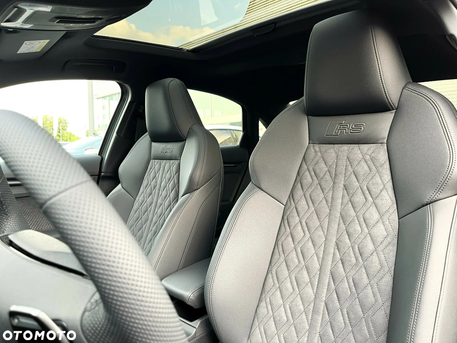 Audi RS3 Limousine TFSI Quattro S tronic - 4