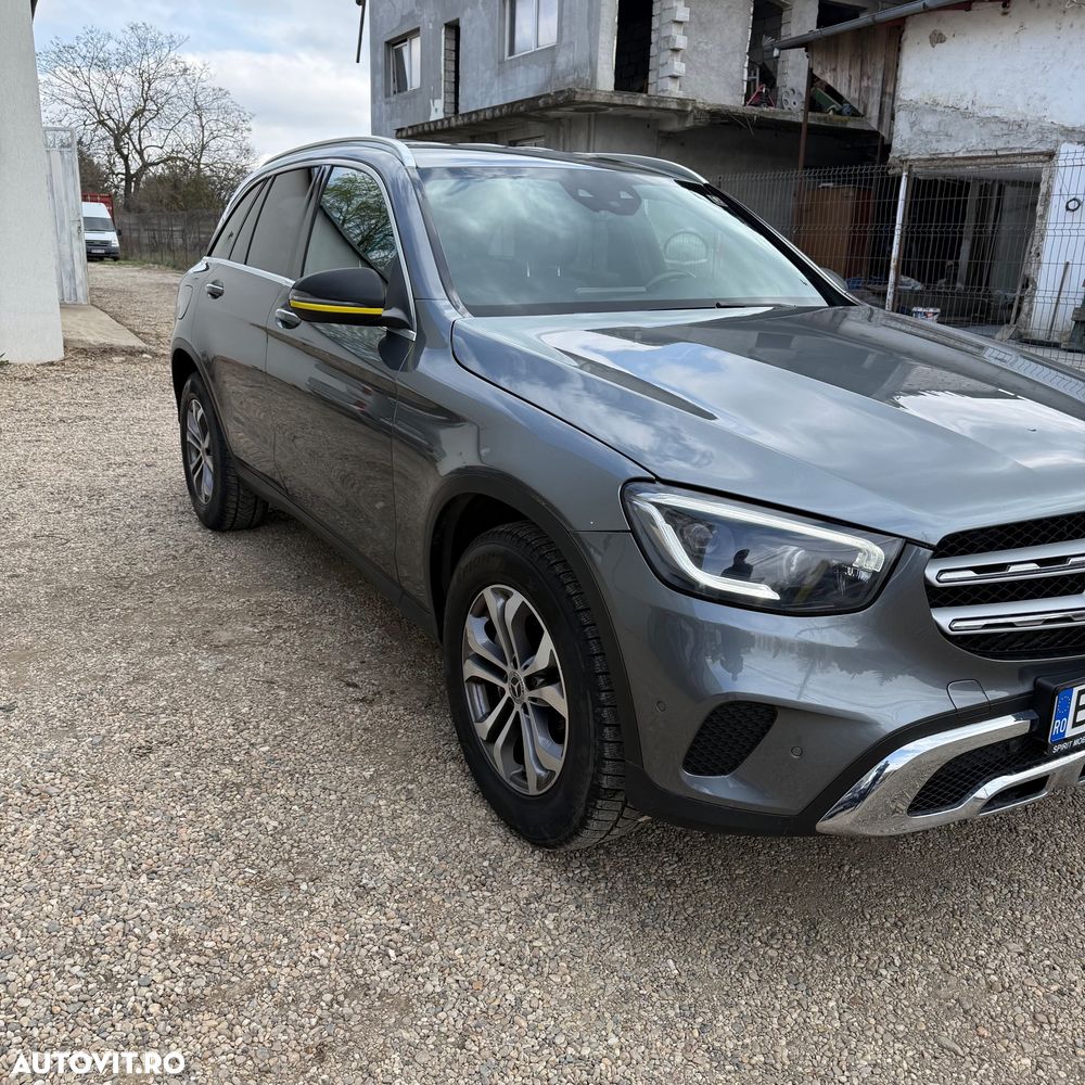 Mercedes-Benz GLC 300 d 4MATIC 9G-TRONIC - 2