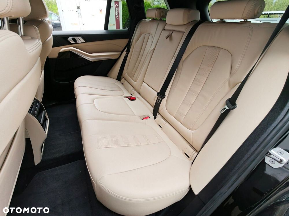 BMW X5 - 11