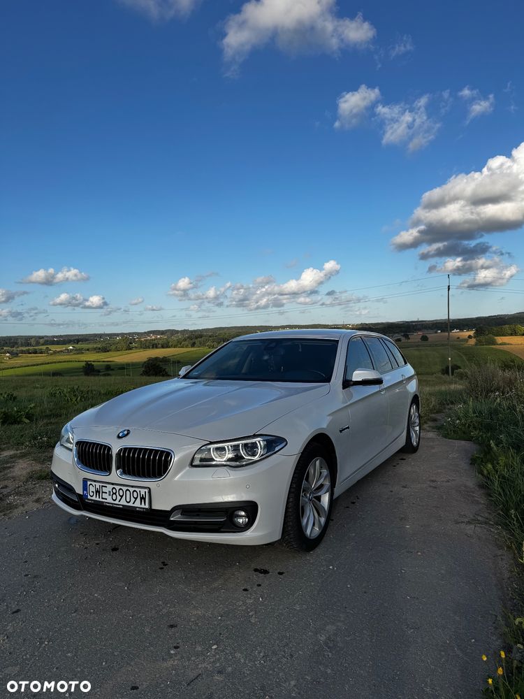 BMW Seria 5 525d xDrive - 1