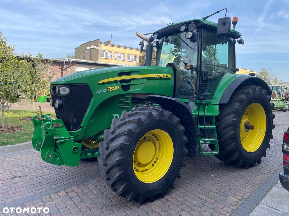 John Deere 7830 - 2