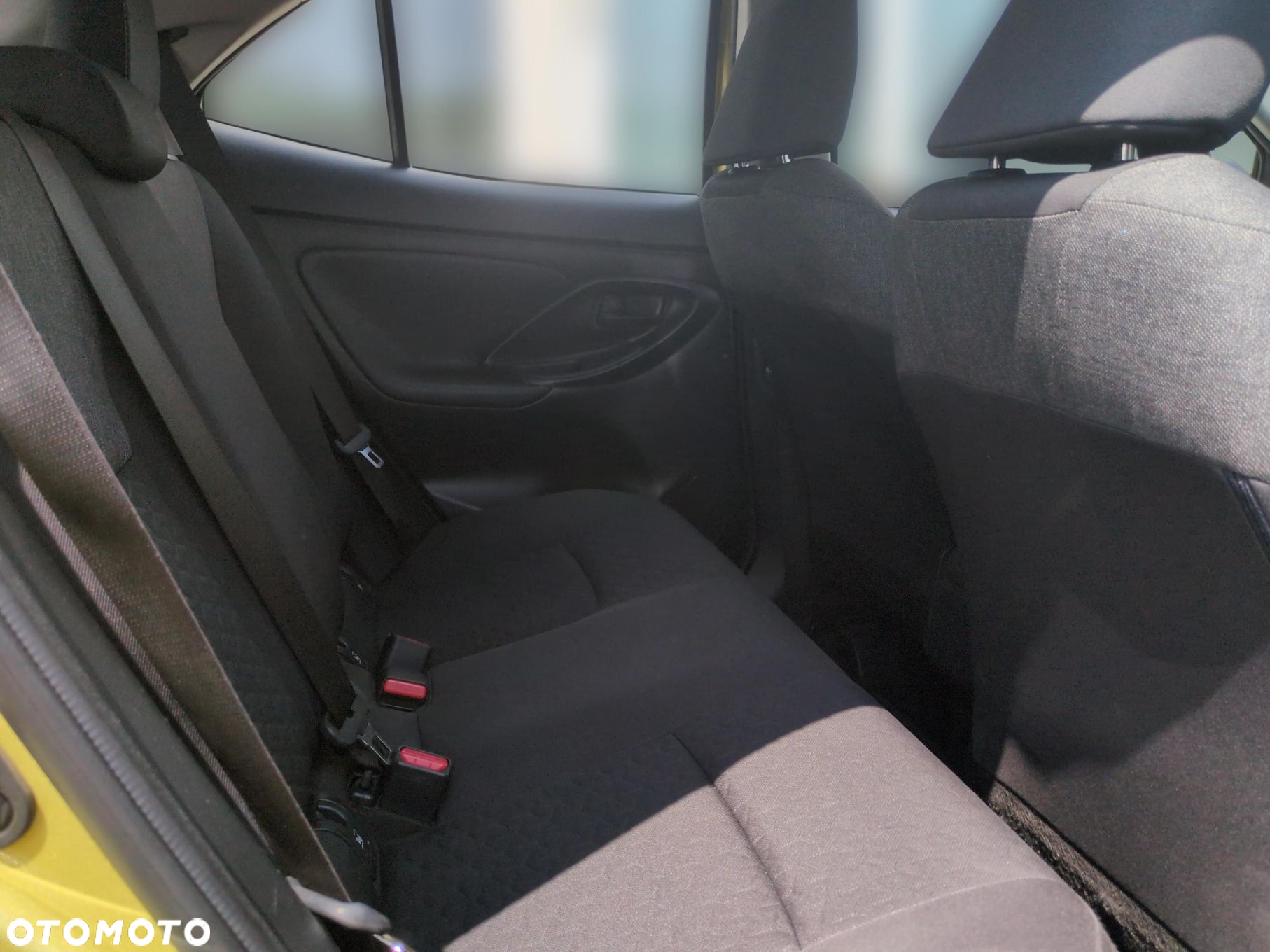Toyota Yaris Cross Hybrid 1.5 Comfort 4x4 - 10