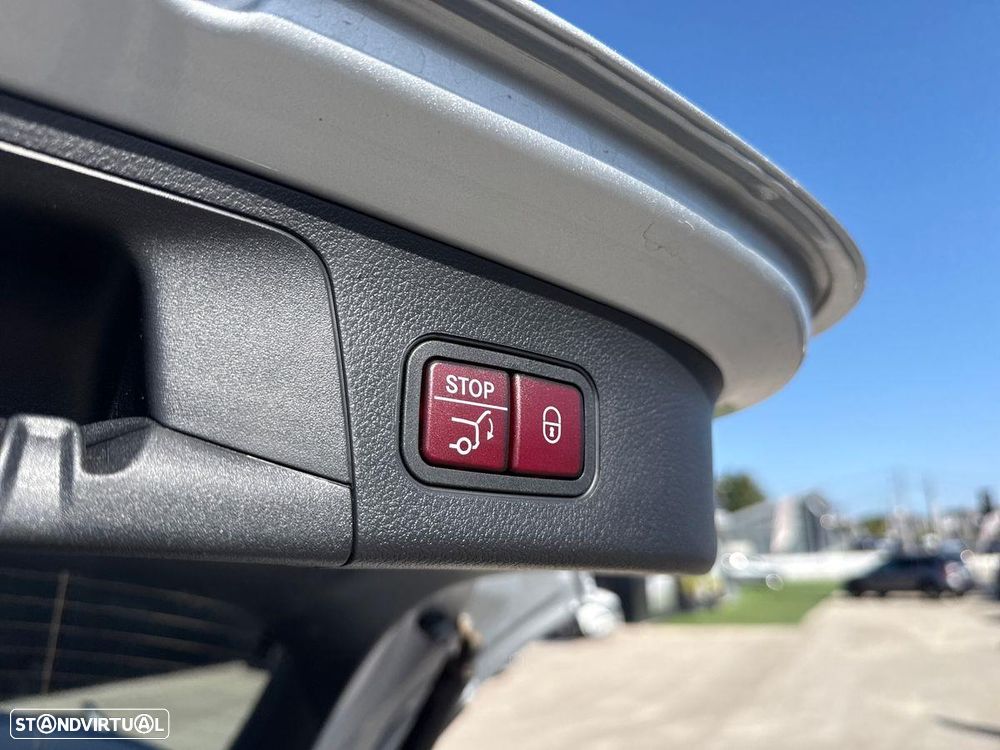 Mercedes-Benz GLA 250 e AMG Line - 20