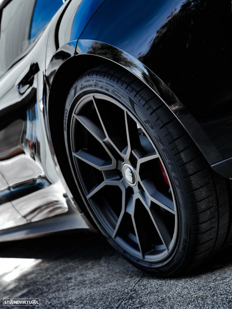 Porsche Taycan 4S - 10