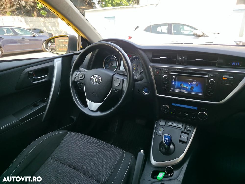 Toyota Auris 1.8 L VVT-i Hybrid Sol - 13