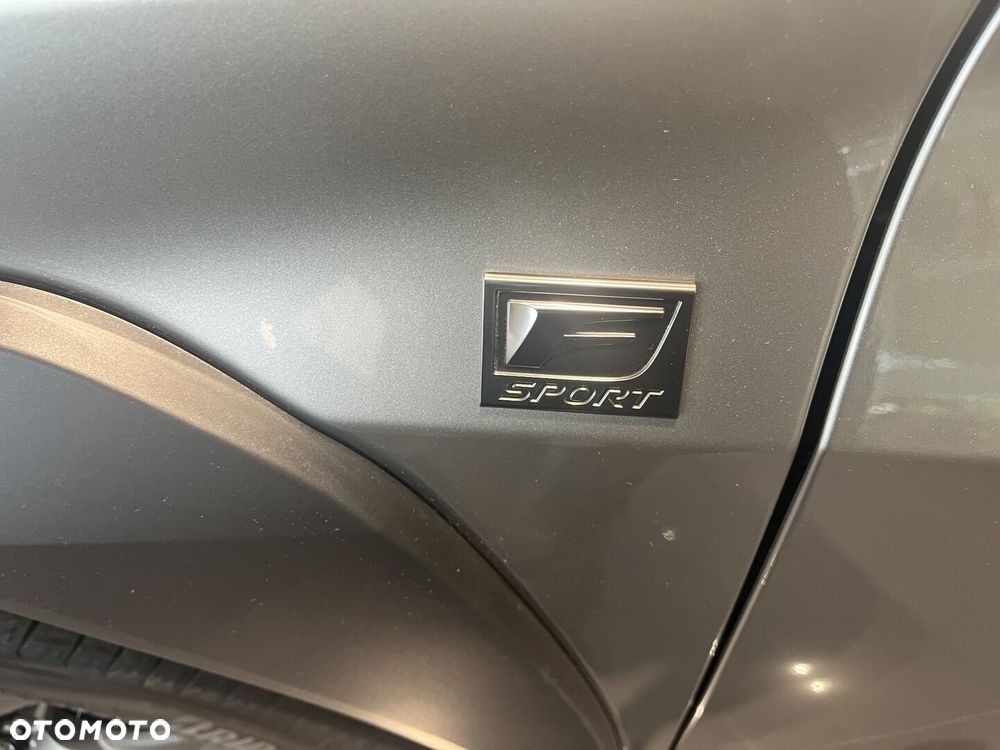 Lexus UX - 11