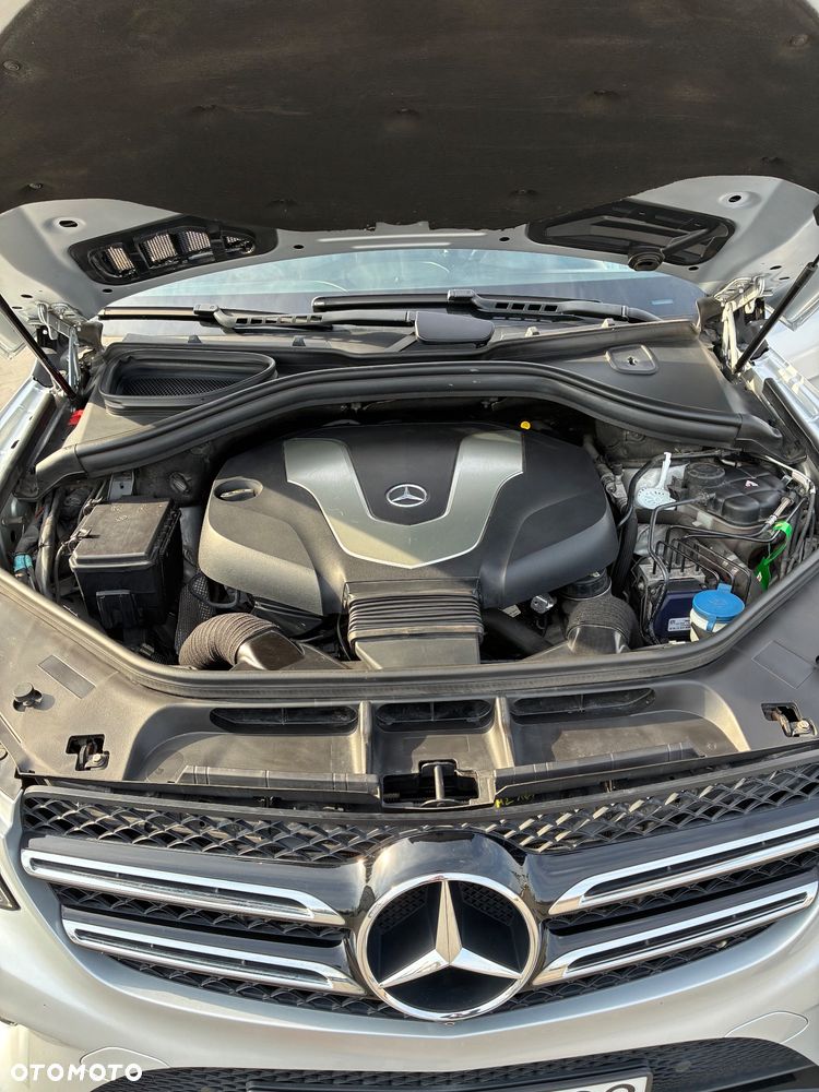 Mercedes-Benz GLE - 27