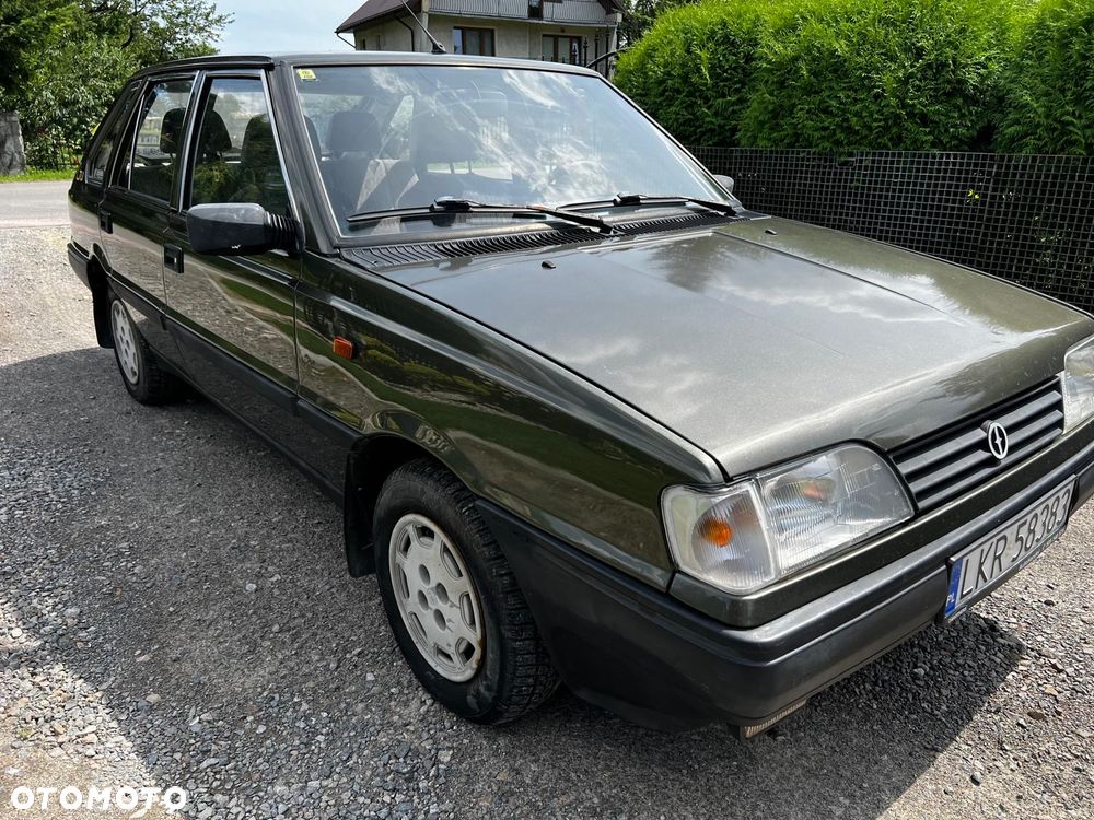 Polonez Caro - 5