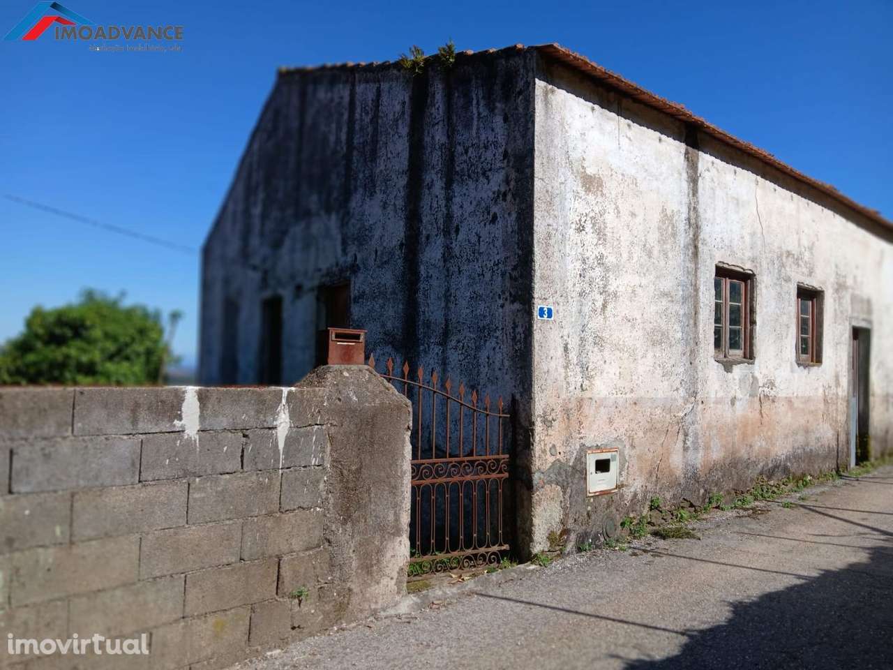 Casa para Recuperar com Terreno e Lagar em Lorvão, Penacova, Coimbra - Grande imagem: 3/55