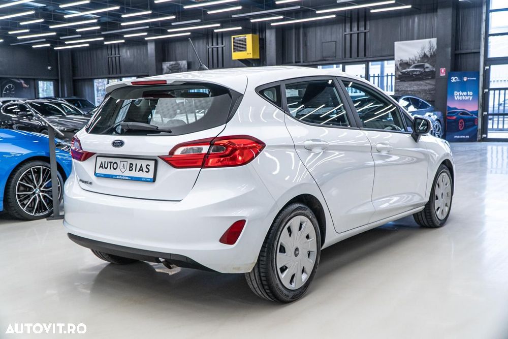 Ford Fiesta 1.1 Trend - 8