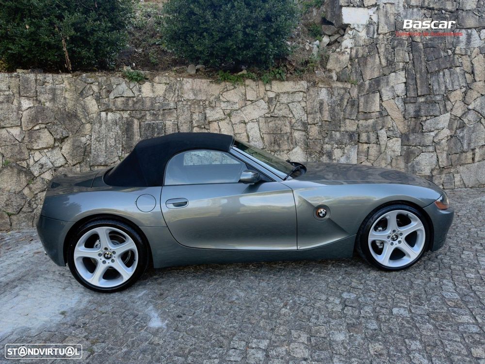 BMW Z4 2.5i - 9