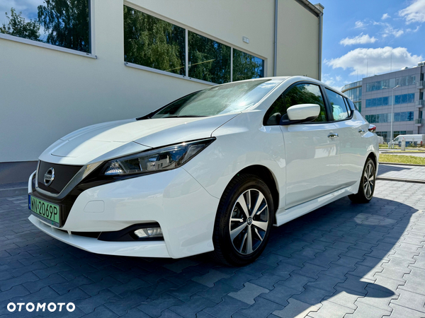 Nissan Leaf 40kWh Acenta (6.6 kW)