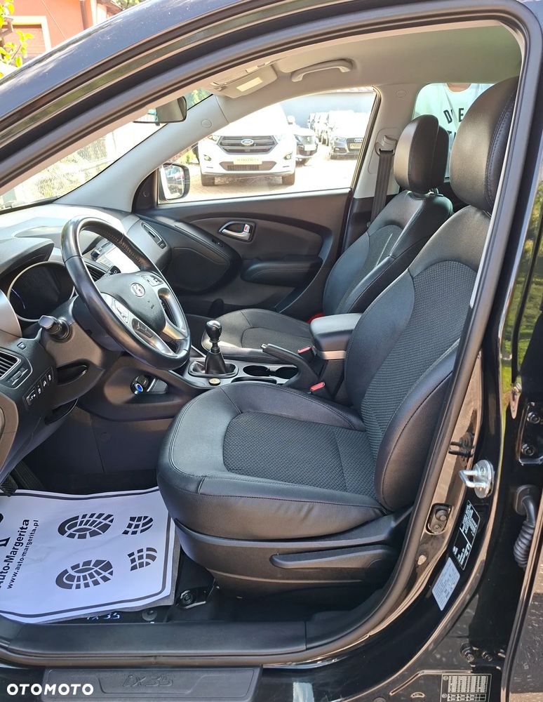 Hyundai ix35 1.6 2WD Fifa World Cup Edition - 8
