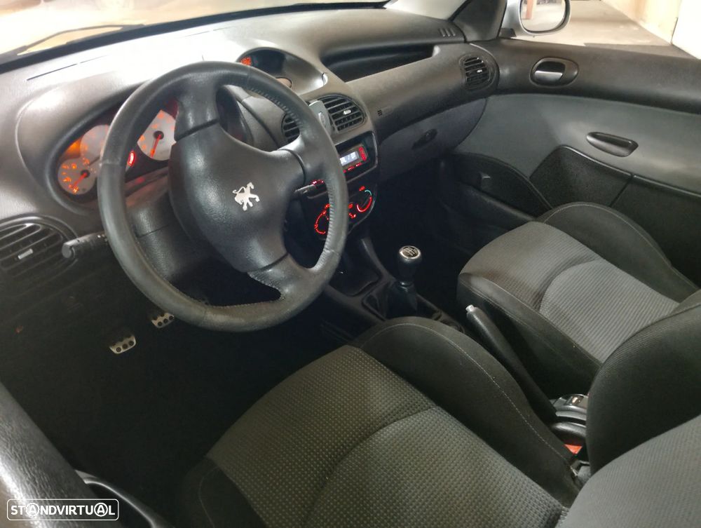 Peugeot 206 CC 1.6 - 14