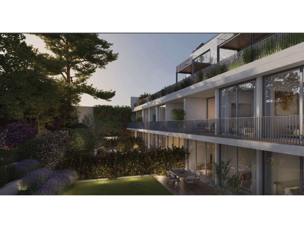 Apartamento T3 com varanda e estacionamento na Estrela - Grande imagem: 5/23
