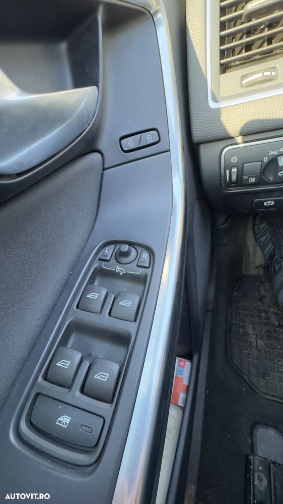 Volvo XC 60 D4 VEA Start-Stop Kinetic - 11