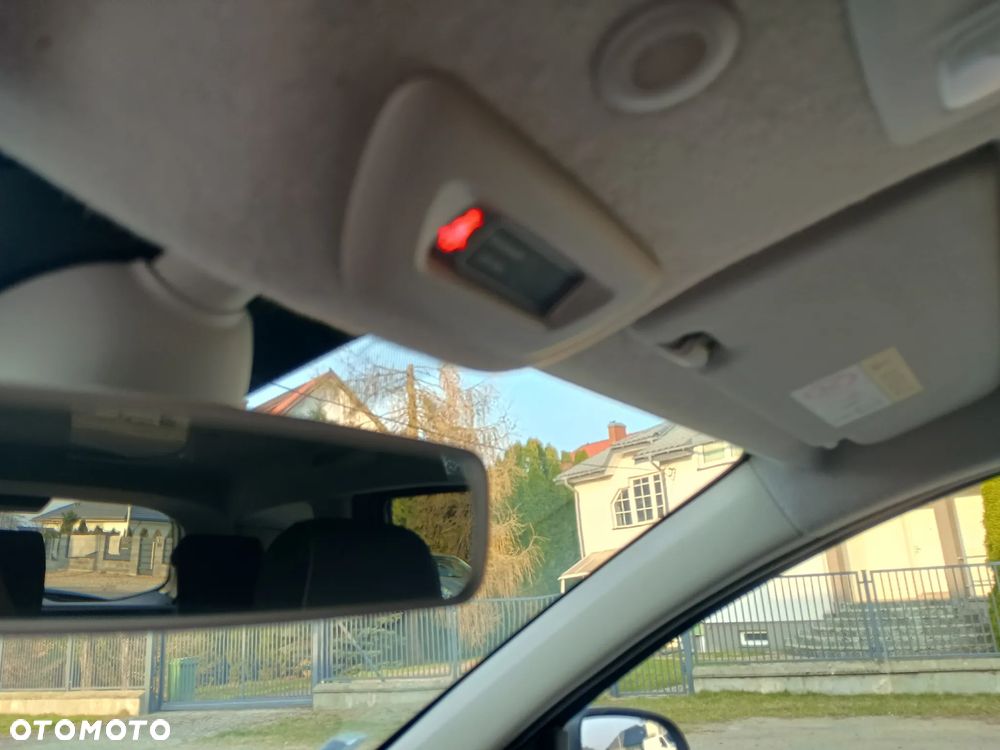 Dacia Duster SCe 115 2WD Prestige - 36