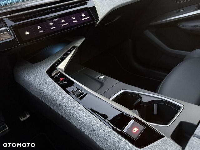 Peugeot 3008 Hybrid 145 e-DSC6 GT - 27