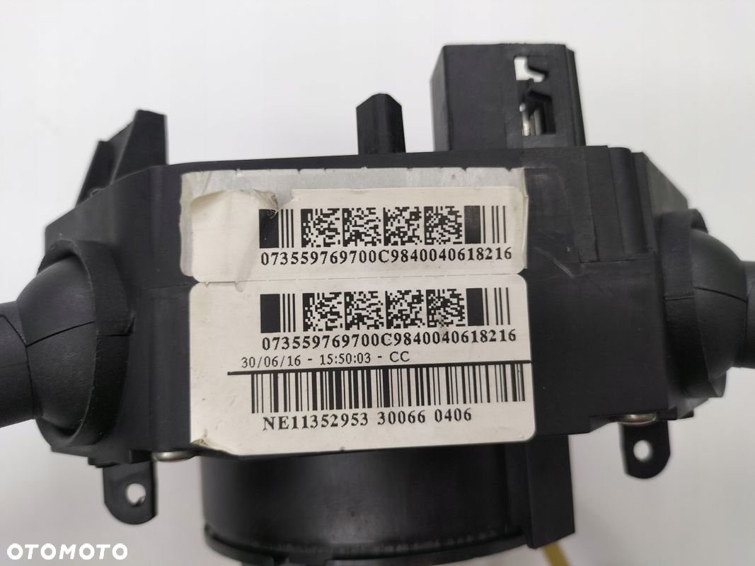 PRZEŁĄCZNIK ZESPOLONY TAŚMA FIAT GRANDE PUNTO EVO 0735597697 - 4