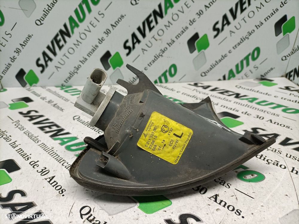 Pisca Frontal Bmw 3 (E46) - 3