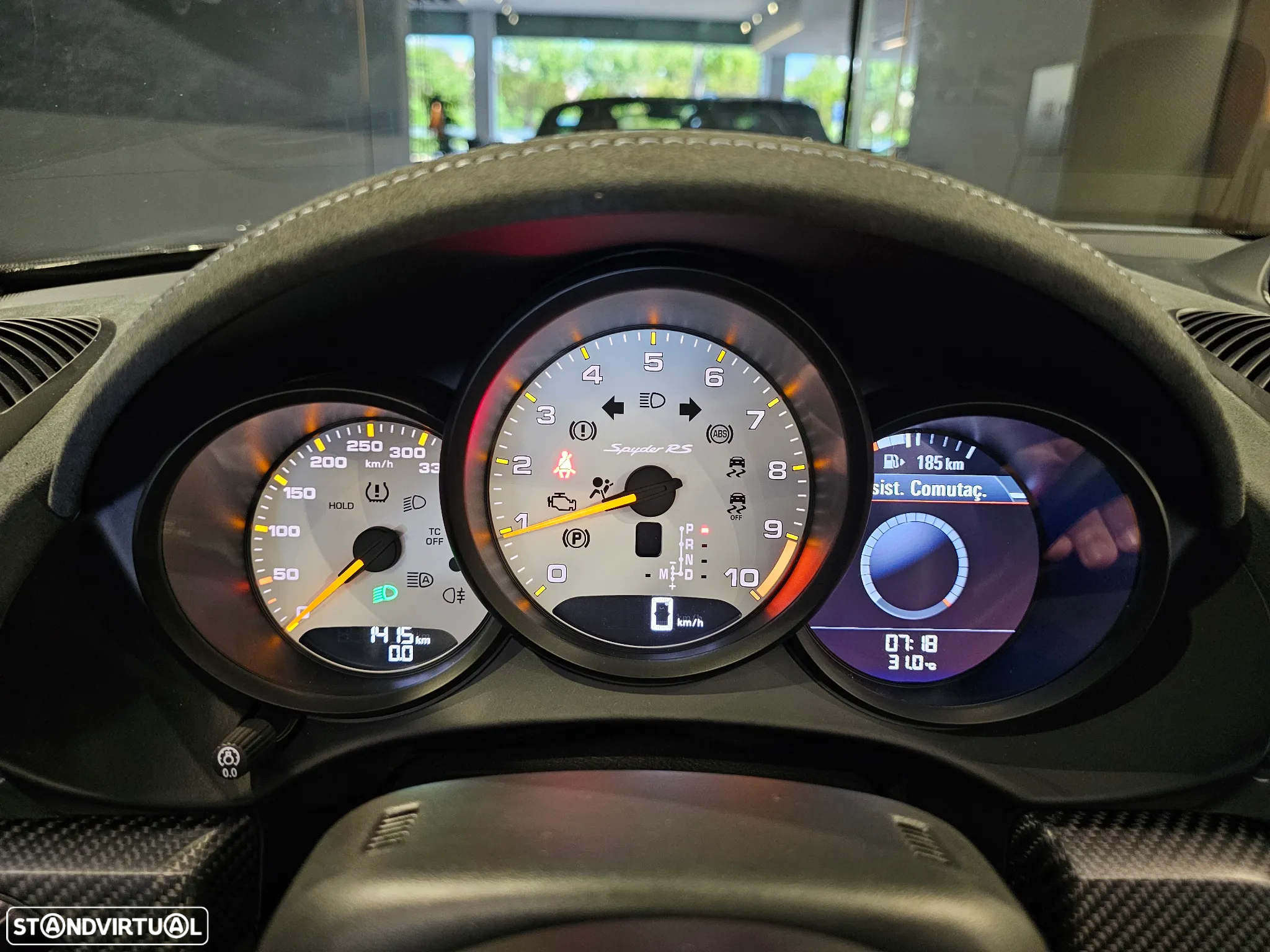 Porsche 718 Spyder - 26
