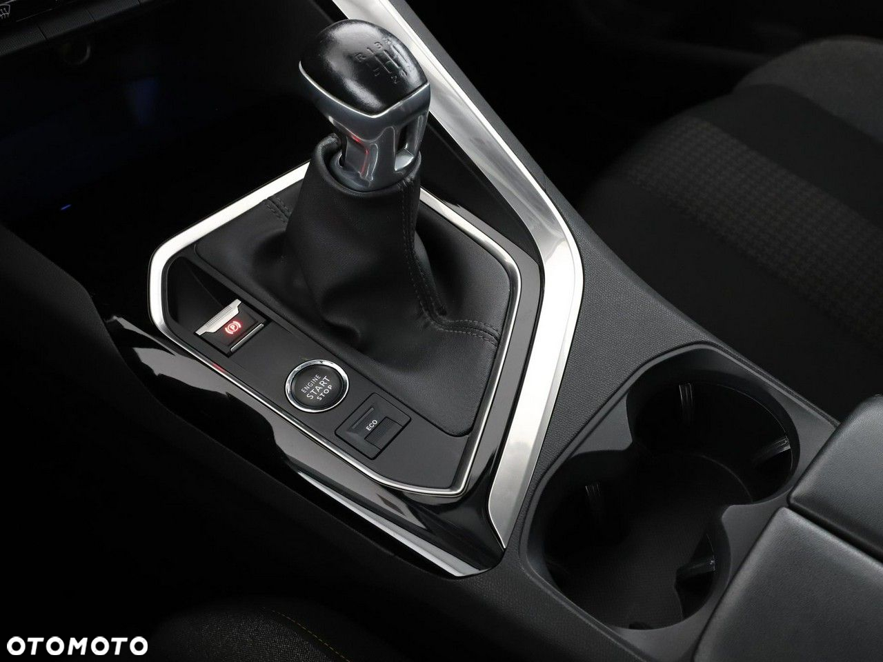 Peugeot 3008 PureTech 130 Stop & Start GPF Active Pack - 31