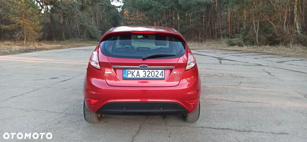 Ford Fiesta 1.0 EcoBoost Powershift Titanium - 6