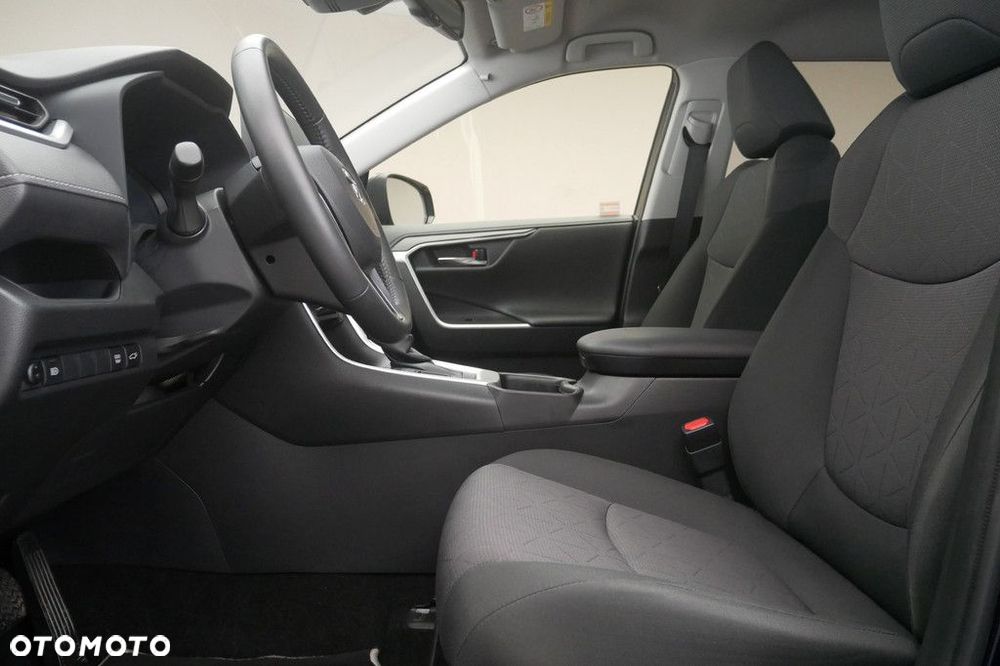 Toyota RAV4 - 12