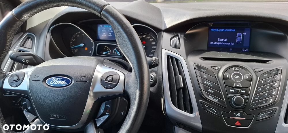 Ford Focus 1.6 EcoBoost Titanium - 12