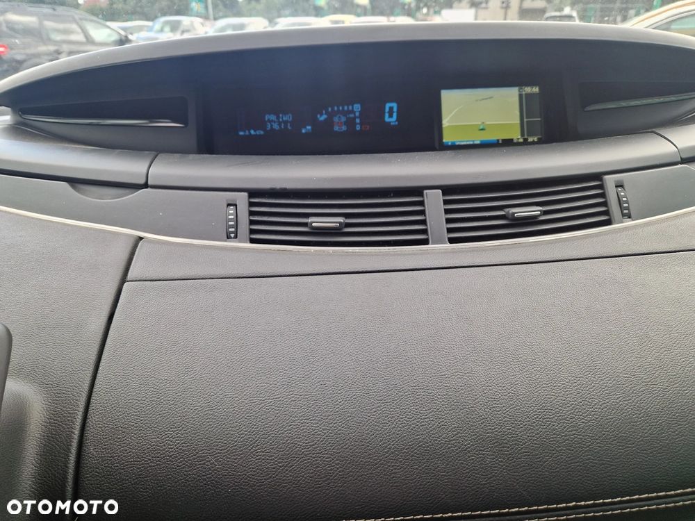 Renault Espace 2.0 dCi FAP Privilege - 21