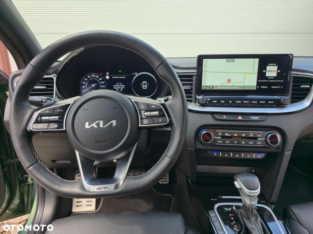 Kia ProCeed 1.5 T-GDI GT Line DCT - 32