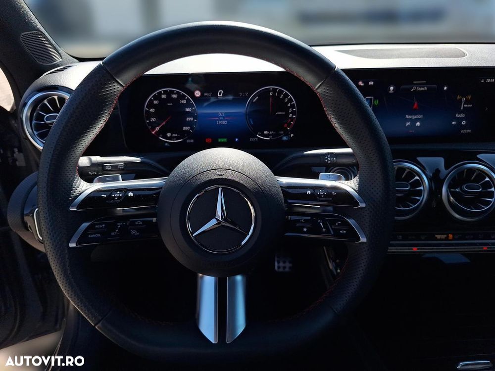 Mercedes-Benz A 250 e 8G-DCT Edition AMG Line - 11