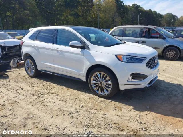 Ford Edge - 1