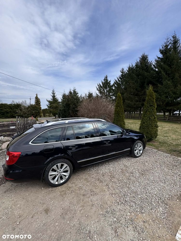 Skoda Superb 2.0 TDI Elegance - 2