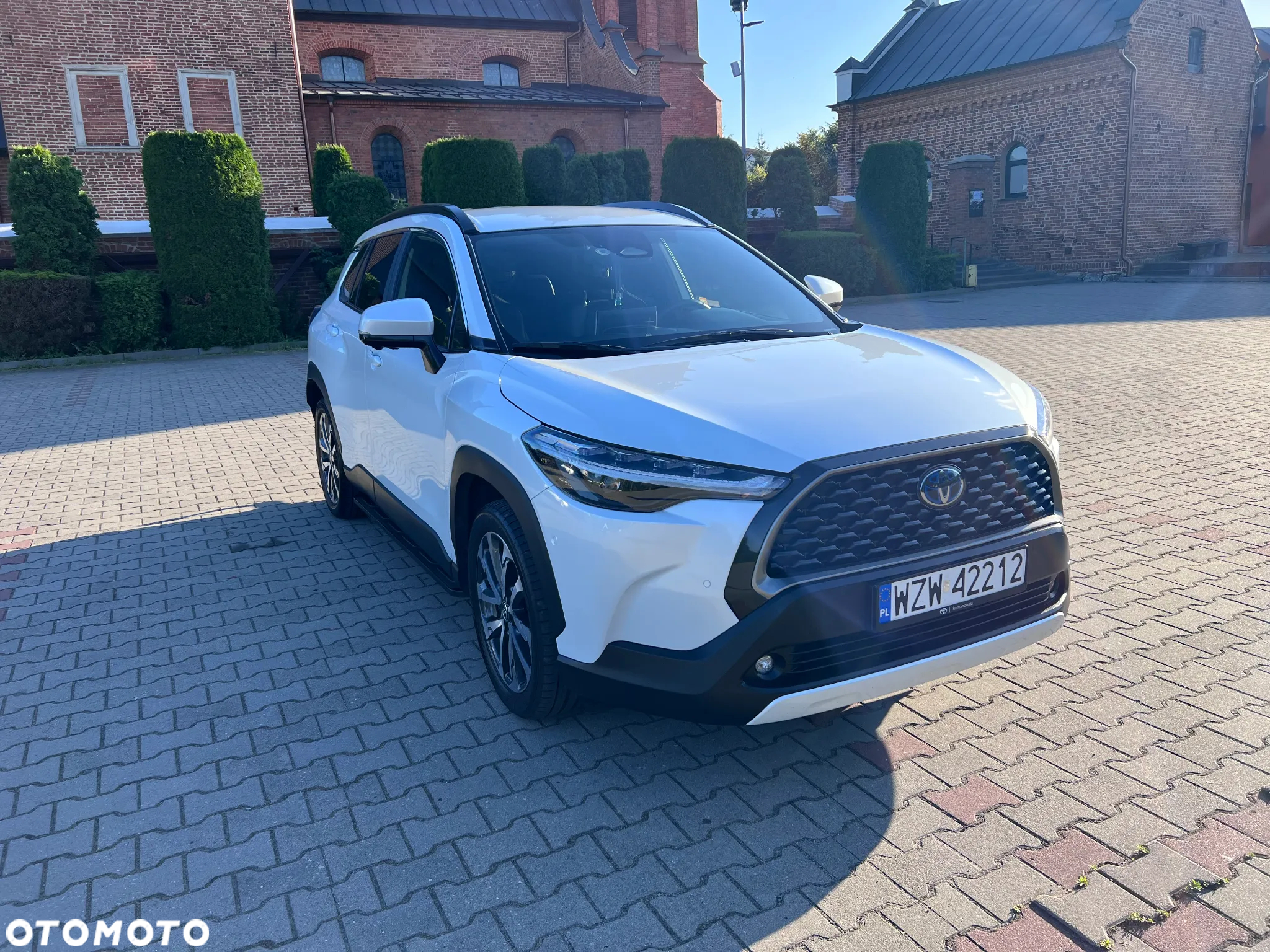 Toyota Corolla Cross 2.0 Hybrid Premiere Edition AWD - 2