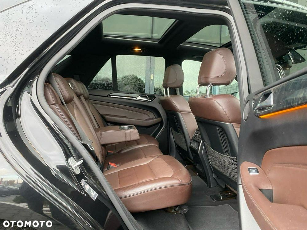 Mercedes-Benz ML - 9