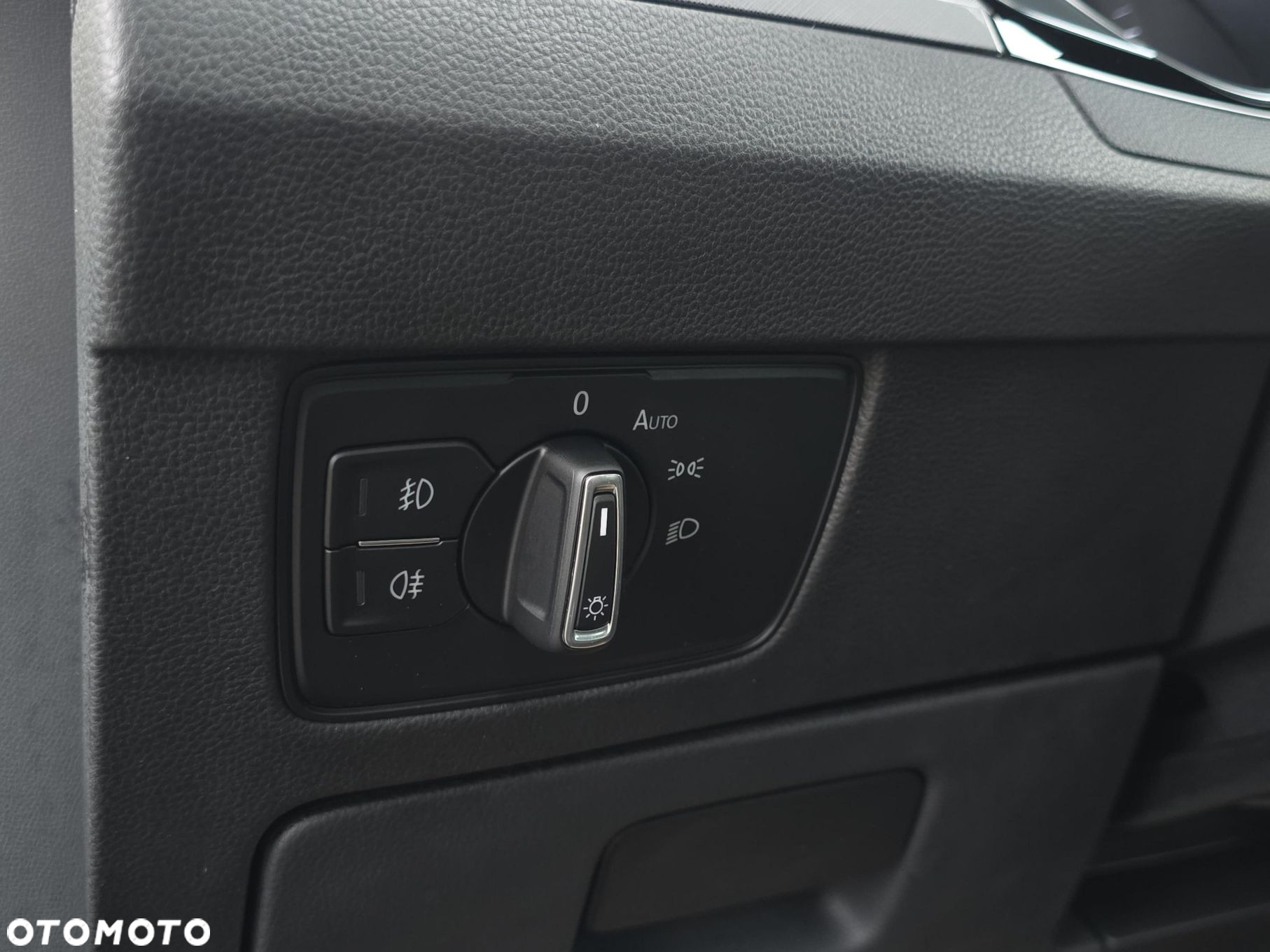 Volkswagen Passat - 23