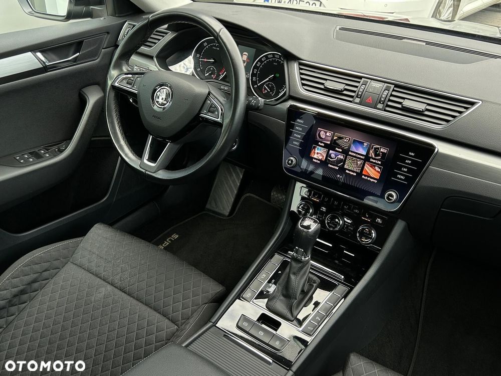 Skoda Superb 2.0 TDI Style DSG - 17