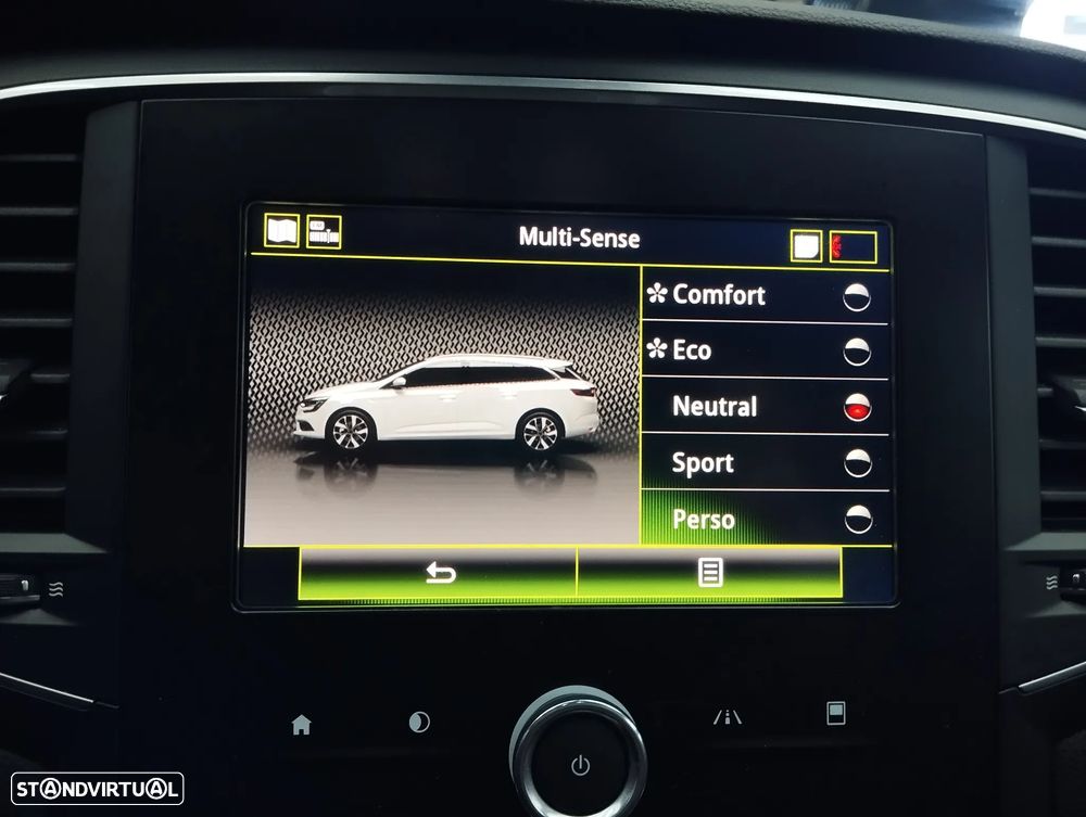 Renault Mégane Sport Tourer 1.5 dCi GT Line - 29