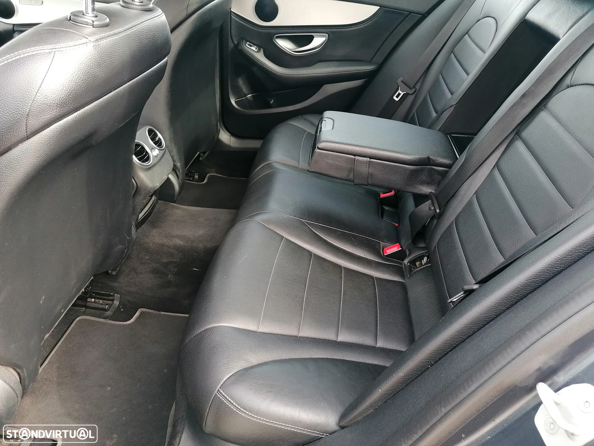 Mercedes-Benz C 350 e - 14